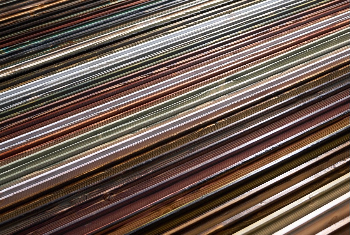 Kuzai furnishing panels